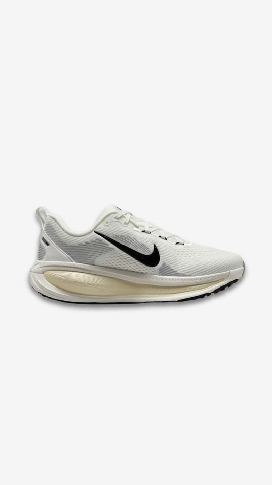Nike Vomero 18 (women's)