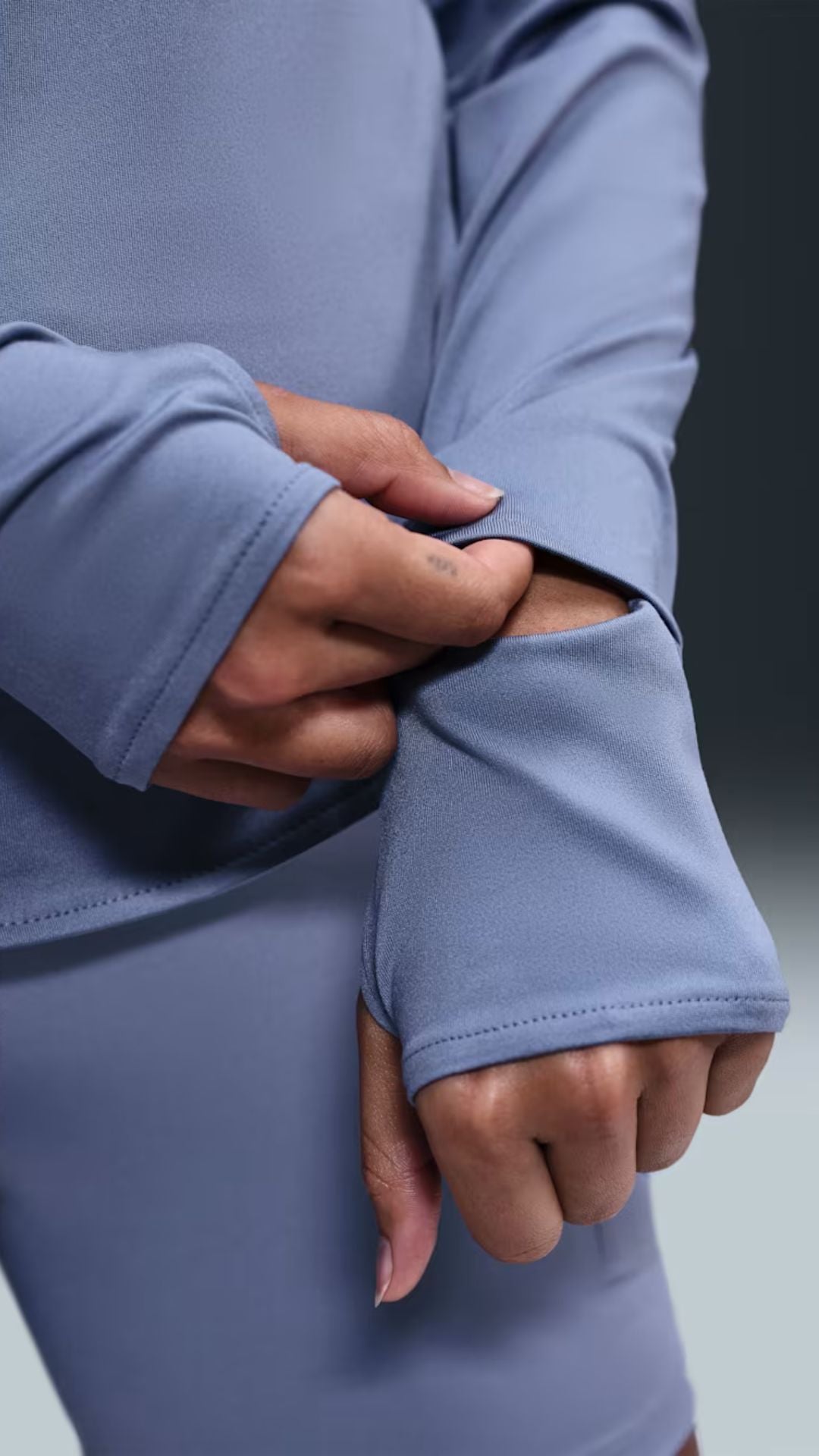 Nike Dri-Fit UV 1/4 Zip Top (women's)